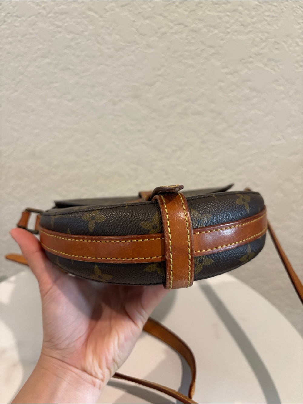Louis Vuitton Chantilly PM Brown
Monogram Shoulder Bag - Picture 3 of 12